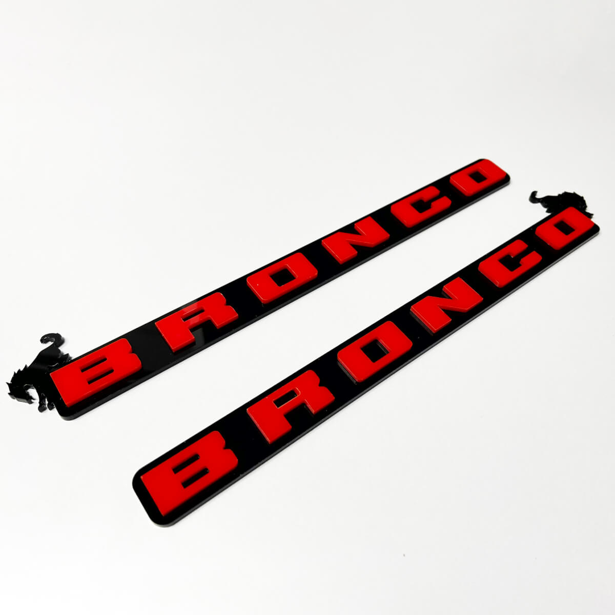 Bronco Fender Front Grille Badges Tailgate Emblem 3D Badge Black vs Red