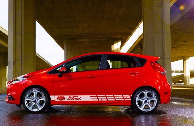 Multiple Color Graphic Fiesta / Focus / Fusion Car Racing Decal Sticker