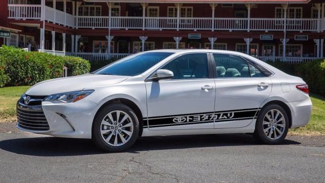 2X ବହୁବର୍ଣୀୟ ଗ୍ରାଫିକ୍ସ କ୍ୟାମ୍ରି ଜାପାନୀ ଗାଡ଼ି ରେସିଂ ଭିନ୍ୟଲ୍ ଡିକାଲ୍ ସ୍ଟିକର୍
