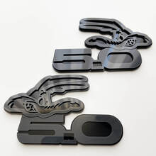 COYOTE 5.0 Fender Badges Emblem 3D Badge Black vs Grey 2 3
