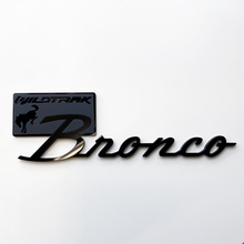 Bronco Wildtrak Fender Badges Tailgate Emblem 3D Badge Black vs Grey 2