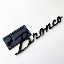 Bronco Wildtrak Fender Badges Tailgate Emblem 3D Badge Black vs Grey 3