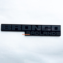 Fender Badges Tailgate Emblem 3D Badge Black vs Grey for Bronco Badlands 2