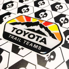 2 Stickers Decals Toyota Trail Teams Mountains Vintage Sun Colors Badge Emblem Domed Decal 3